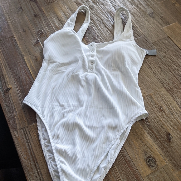 aerie Other - Aerie Henley One Piece  - XL Tall - sellout style!